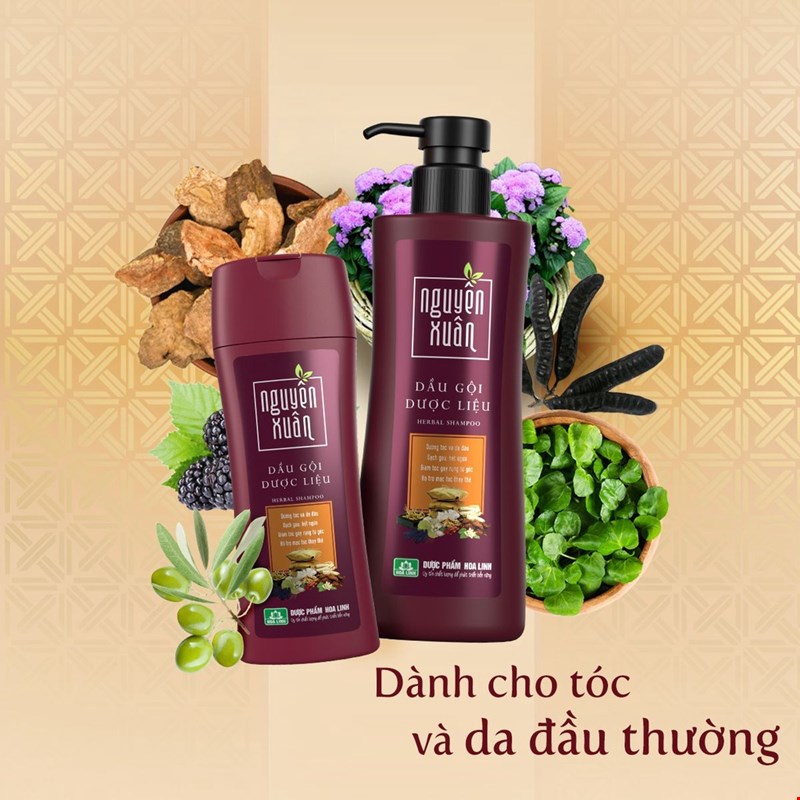 Dầu gội Dược liệu Nguyên Xuân nâu 250ml